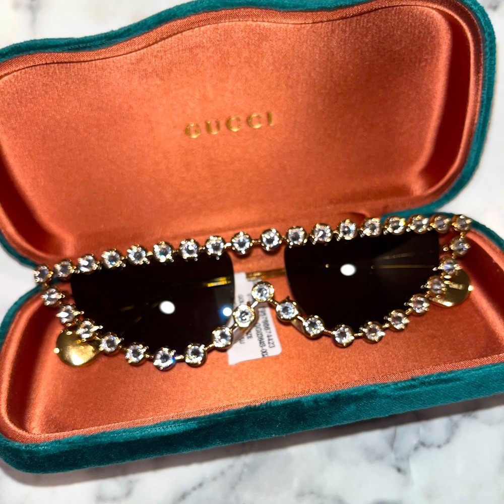 Gucci Runway Hollywood Crystal Pearl Glasses.